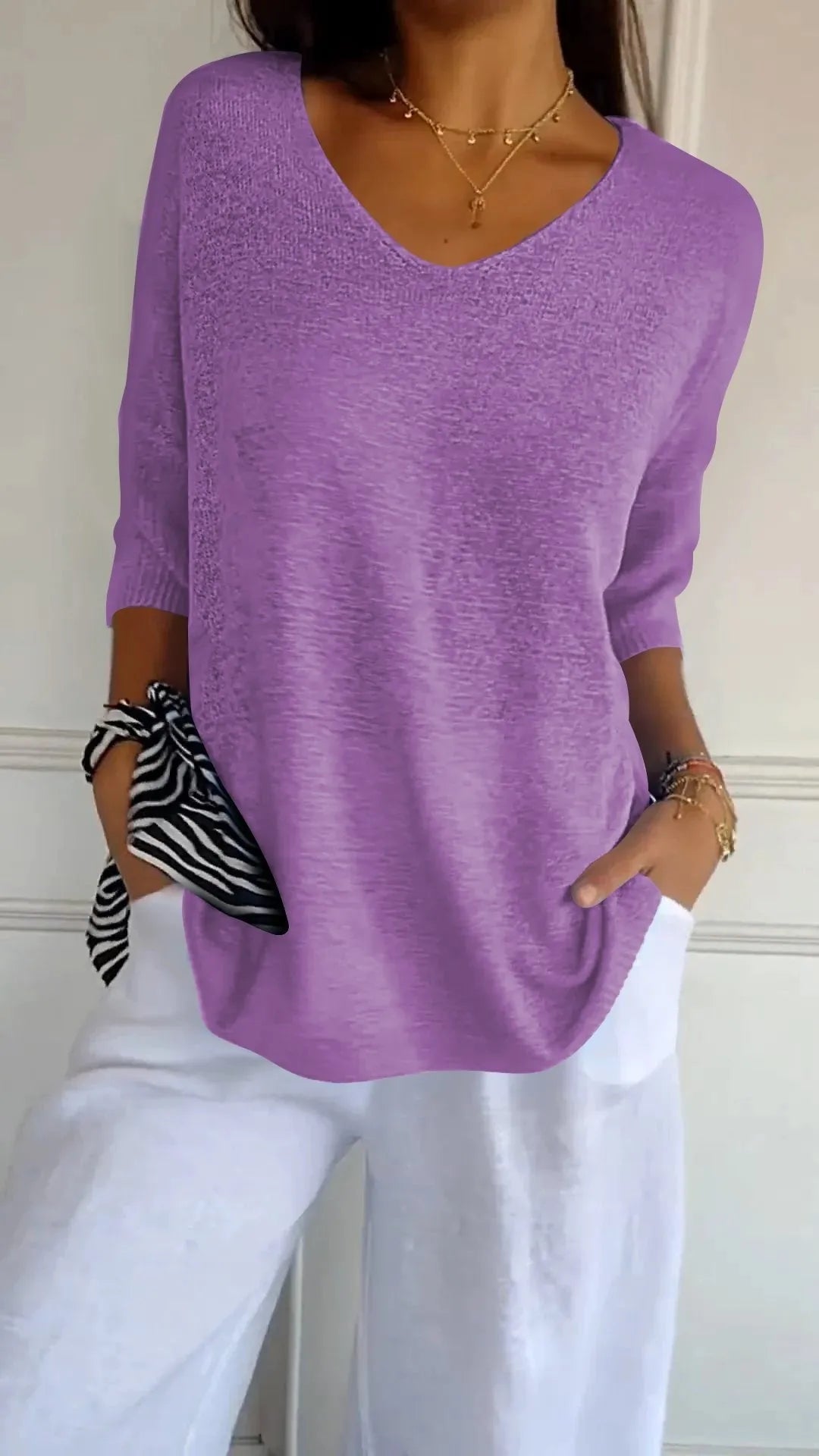 Kit 3 Blusas Luna® em Malha Leve – Decote V - Modazzy
