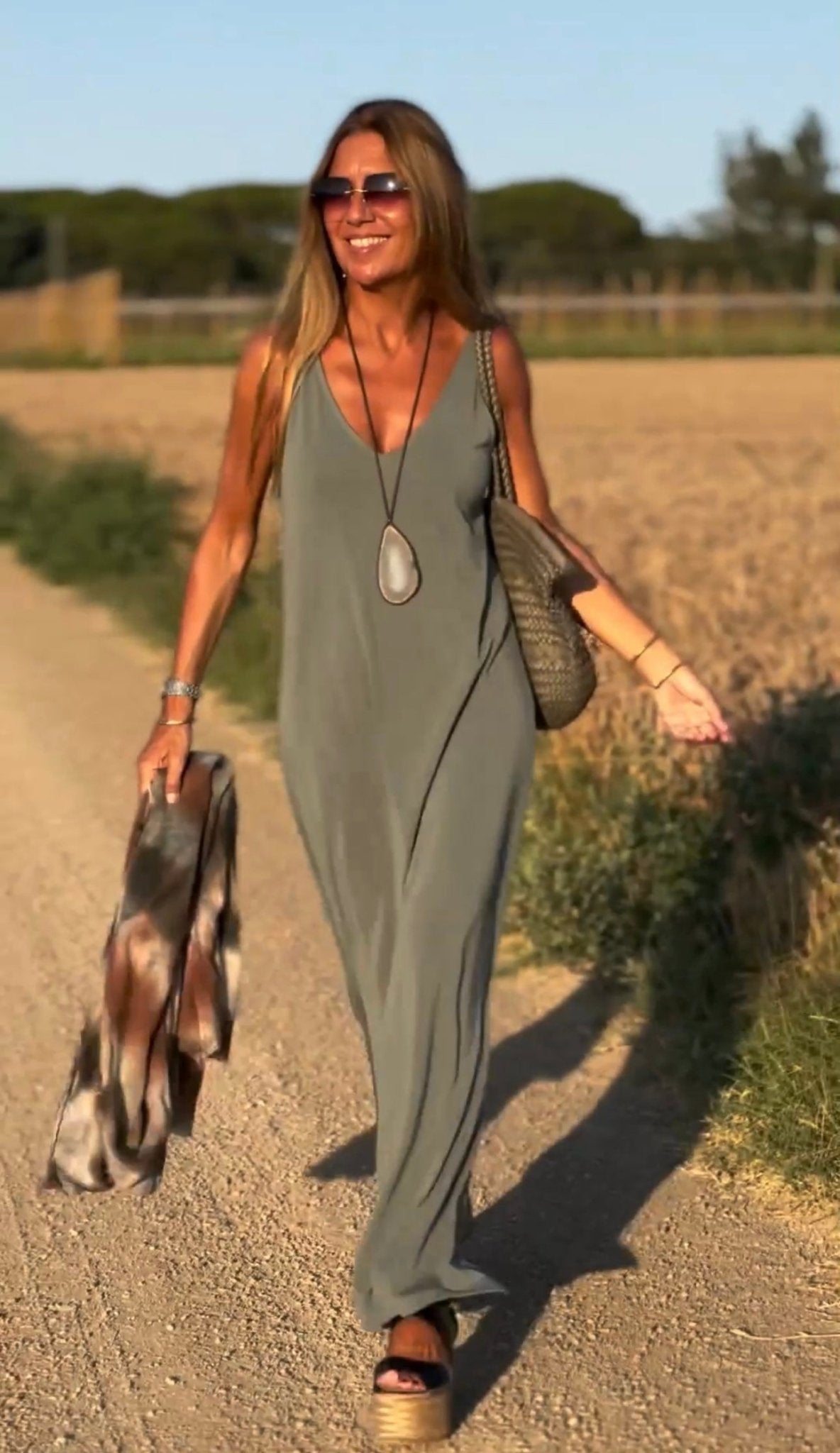Vestido Parisienne – Estilo Chic e Contemporâneo da Moda Europeia (Leve e Soltinho) - Modazzy