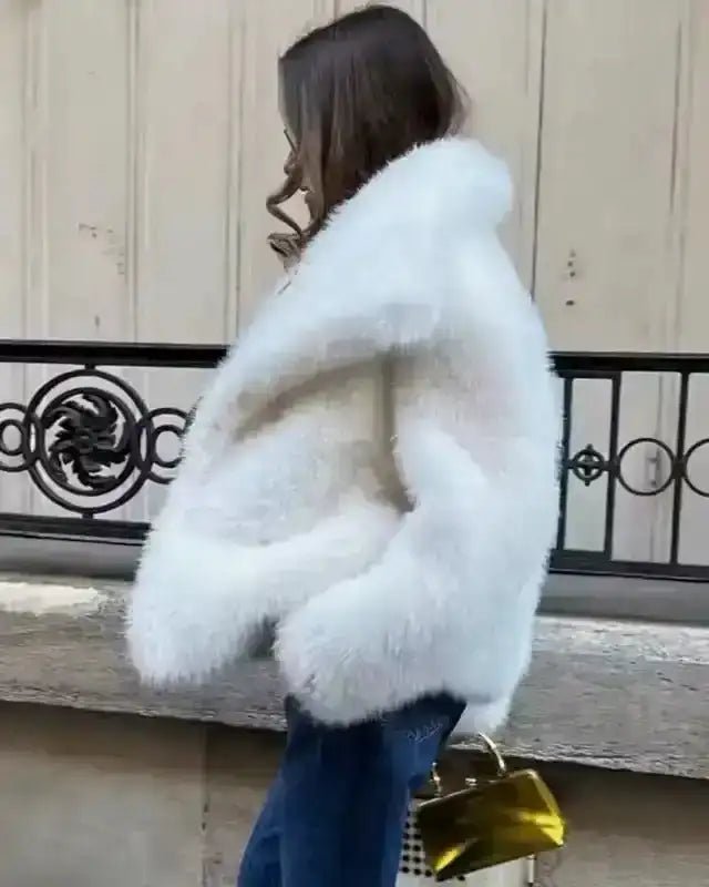 Casaco Sabrina com Textura Felpuda - Modazzy