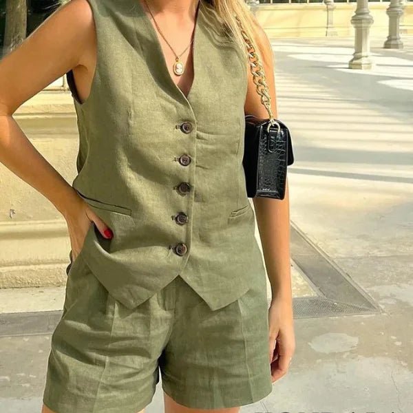 Conjunto Feminino em Alfaiataria - Colete e Shorts no Linho (Promoção Compre 1 Leve 2) - Modazzy