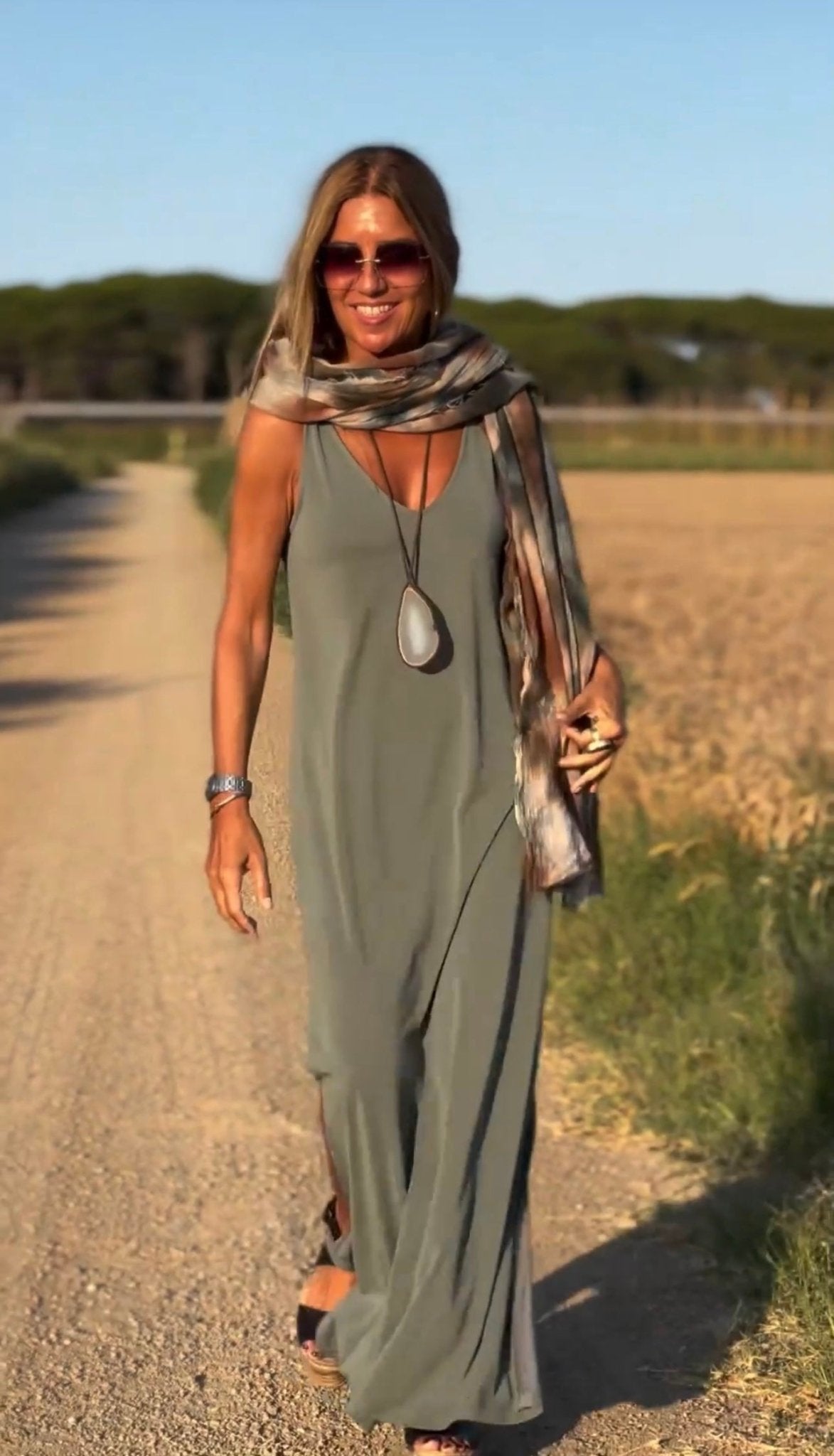 Vestido Parisienne – Estilo Chic e Contemporâneo da Moda Europeia (Leve e Soltinho) - Modazzy
